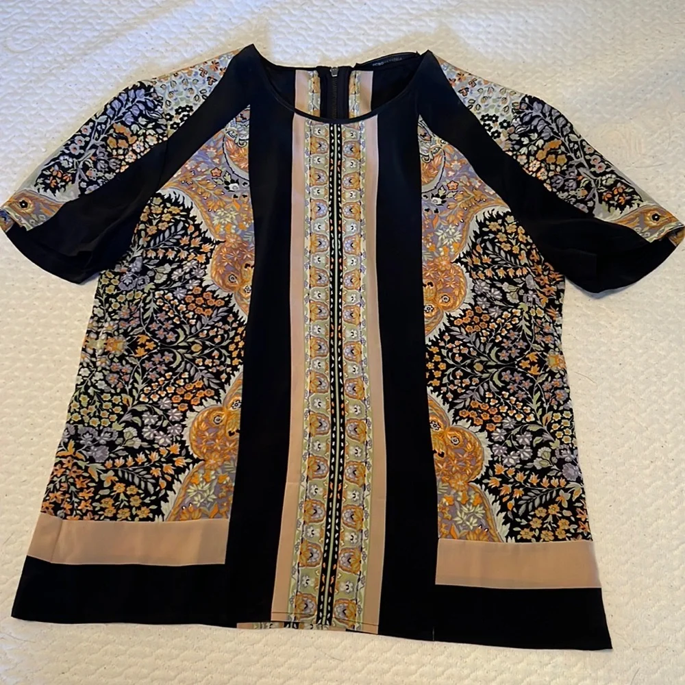 BCBGMAXAZRIA Janie Top - Picture 2 of 4